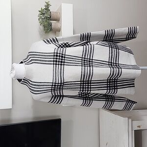 Tahari Mockneck Soft Rayon Blend Long Sleeve Sweater